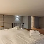 Boutique Alpine Two-bedroom By Supastays *
