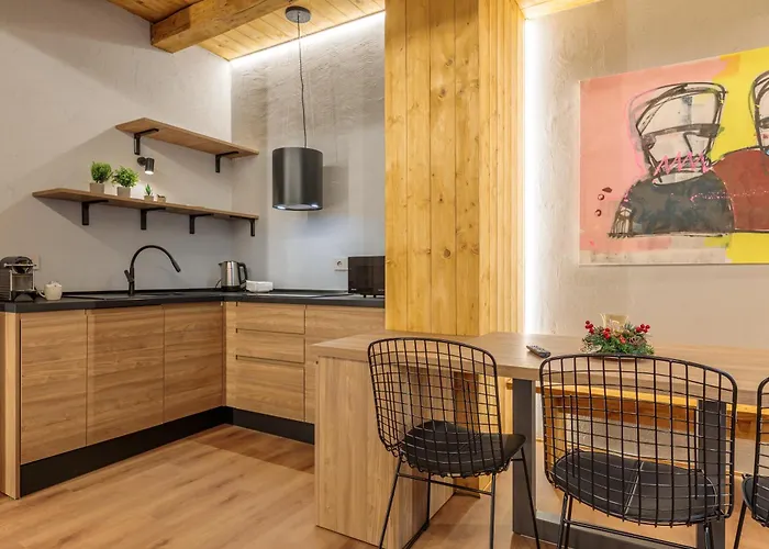 Boutique Alpine Two-bedroom By Supastays 아파트