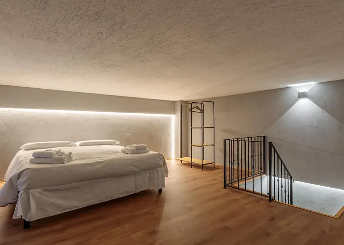 Boutique Alpine Two-bedroom By Supastays 아파트 *